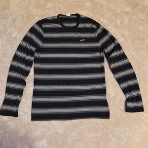 Hollister Long Sleeve. Small